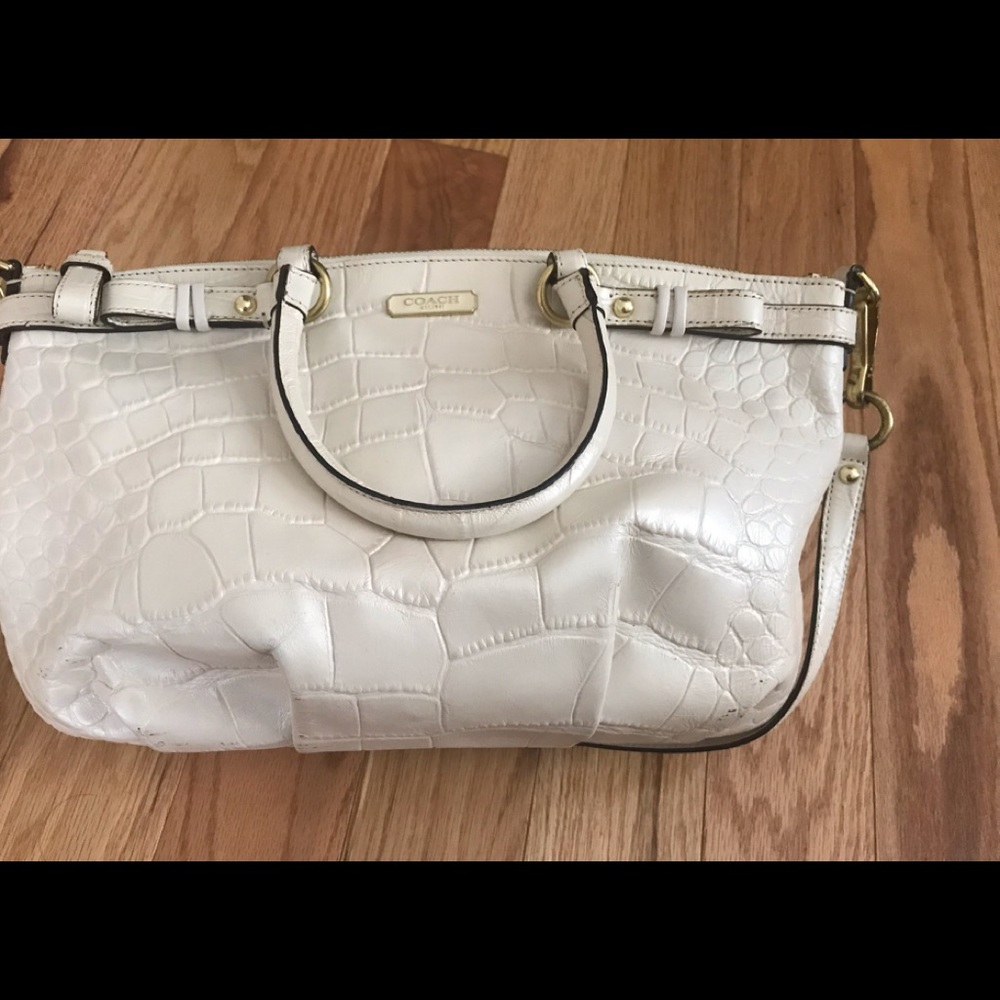 Coach shoulder bag
